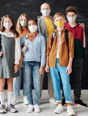 school children wear masks during covid